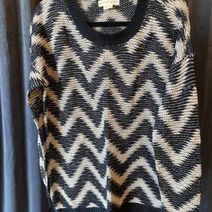 Women Sweater Size L Black and Beige